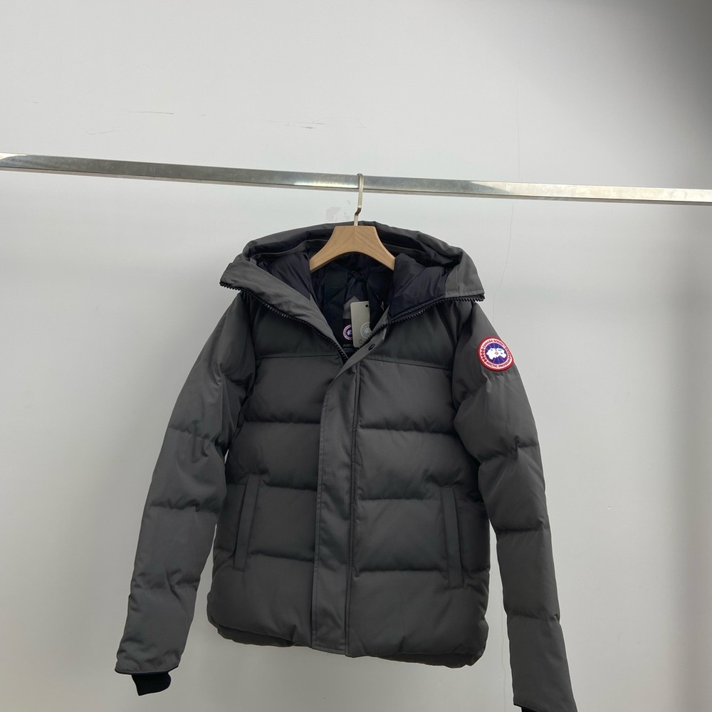 Canada Goose Men's Dark Gray Quilted Puffer Jacket with Hood
